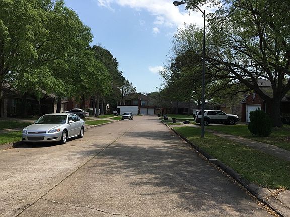 5th image of 22519 Round Valley Dr