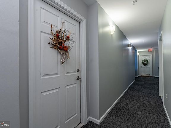 3rd image of 133 Prospect St Ste 203