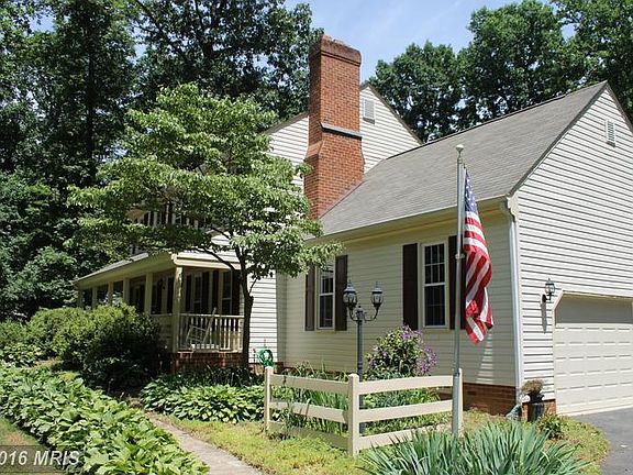 3rd image of 7251 Hastings Ln