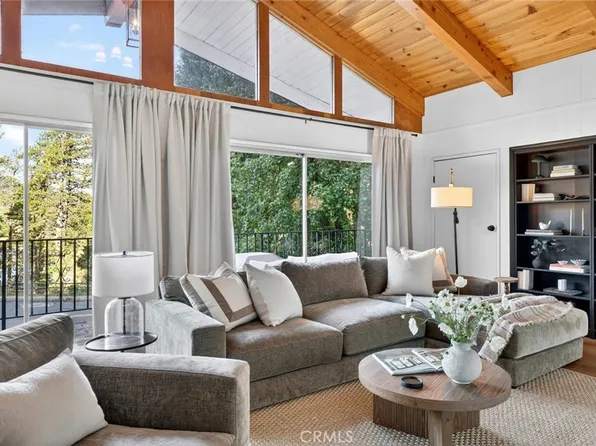 24674 Lake Dr, Crestline, CA 92325
