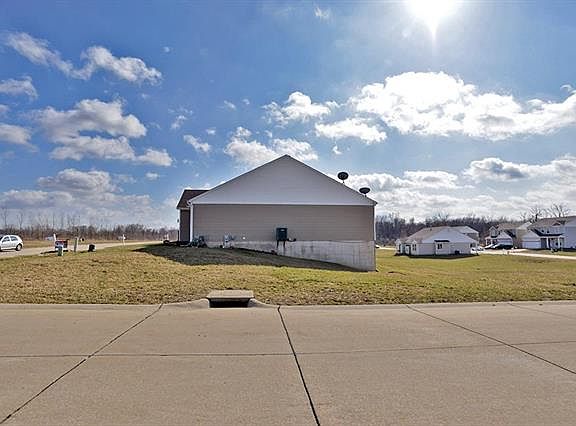 3rd image of 10953 John James Dr