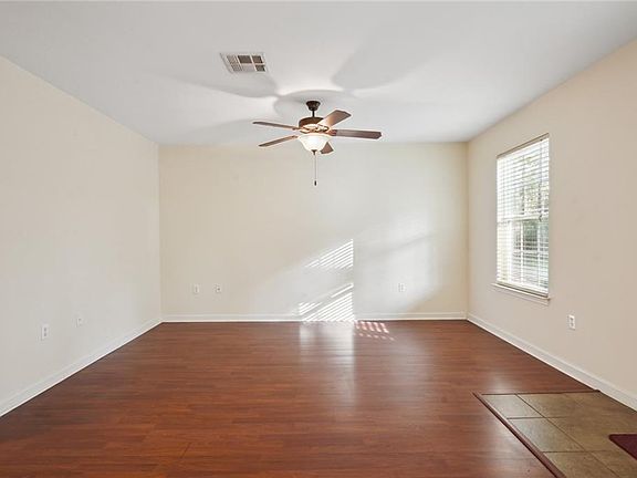 2nd image of 72365 Dahlia St