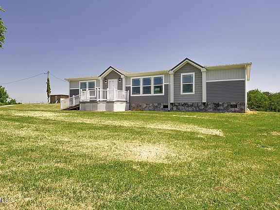 4th image of 822 Sunlight Rd