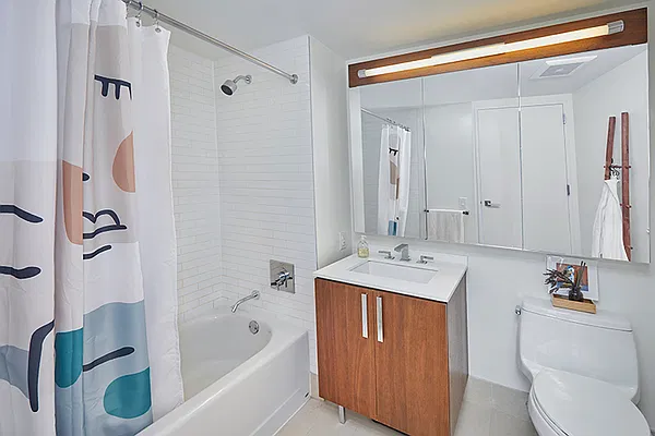 Rented by Voro, LLC | media 7