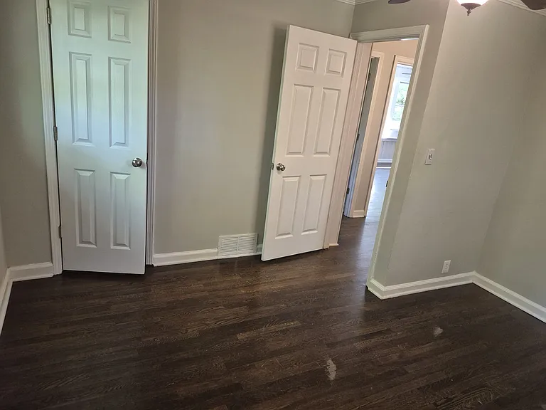 4101 Ashford Dunwoody Rd — Photo 10