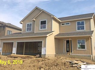 16104 Reynolds St, Bennington, NE 68007