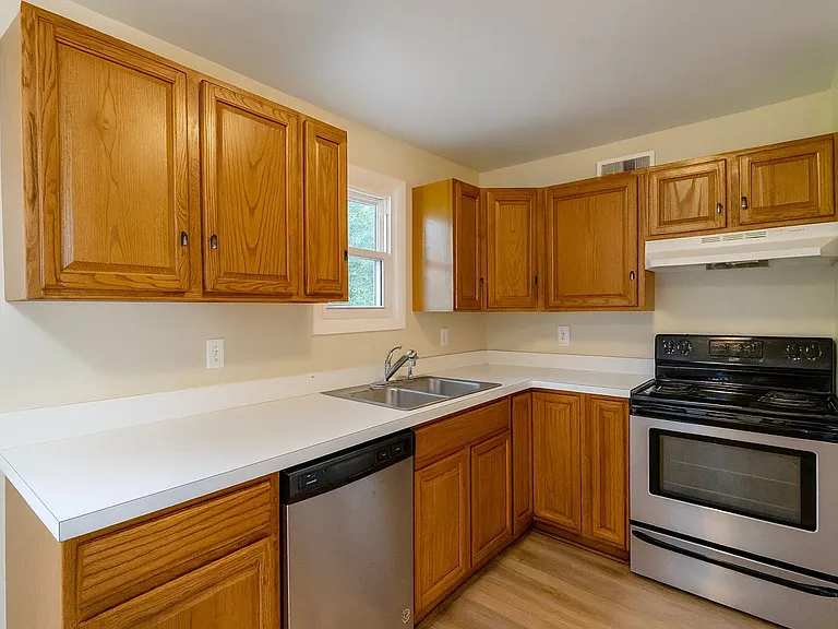 8414 Dawn Dr — Photo 9