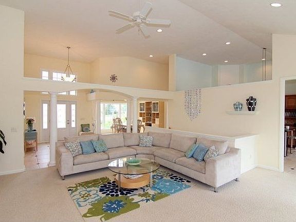 4th image of 7970 W Hill Cir