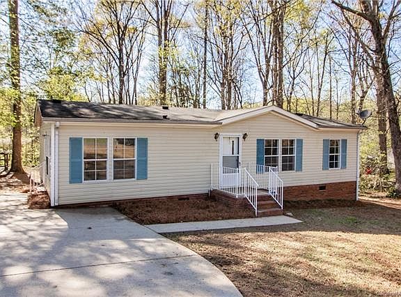 3rd image of 110 Keyside Ln