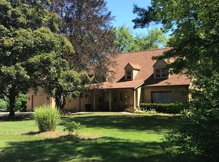 9360 N Sleepy Hollow Ln, Bayside, WI 53217