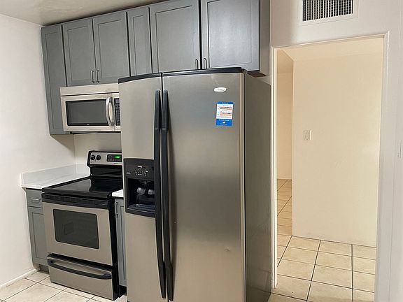 5th image of 2309 N Avenida El Capitan