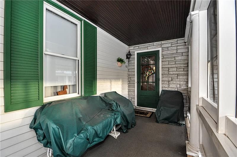 110 River St, Roscoe, PA 15477 Zillow