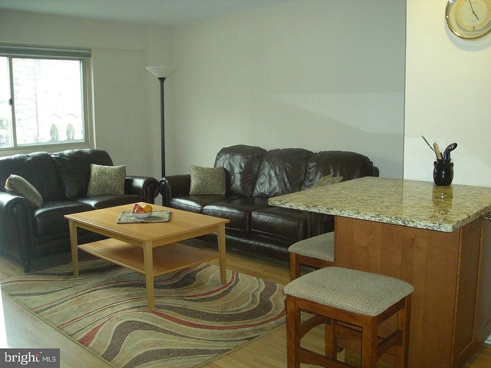 1st image of 2101-17 Chestnut St #713