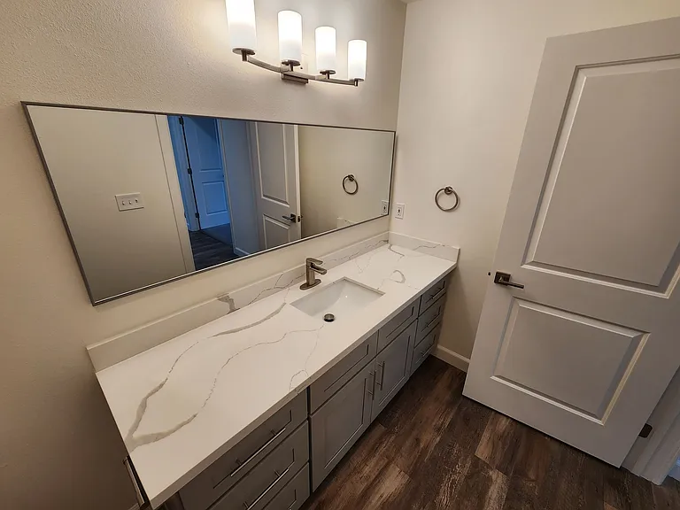 Issaquah Valley Place — Photo 9