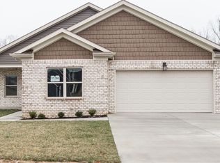 124 Shirley Blvd, Vine Grove, KY 40175