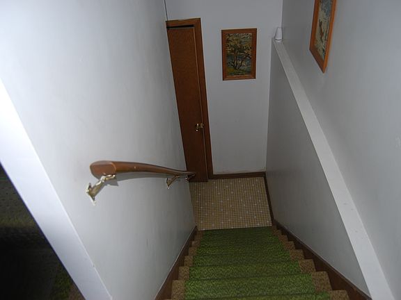 4th image of 5604 W Eastwood Ave