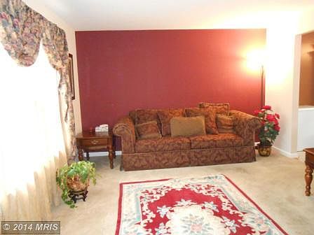 5th image of 7 Upman Ct