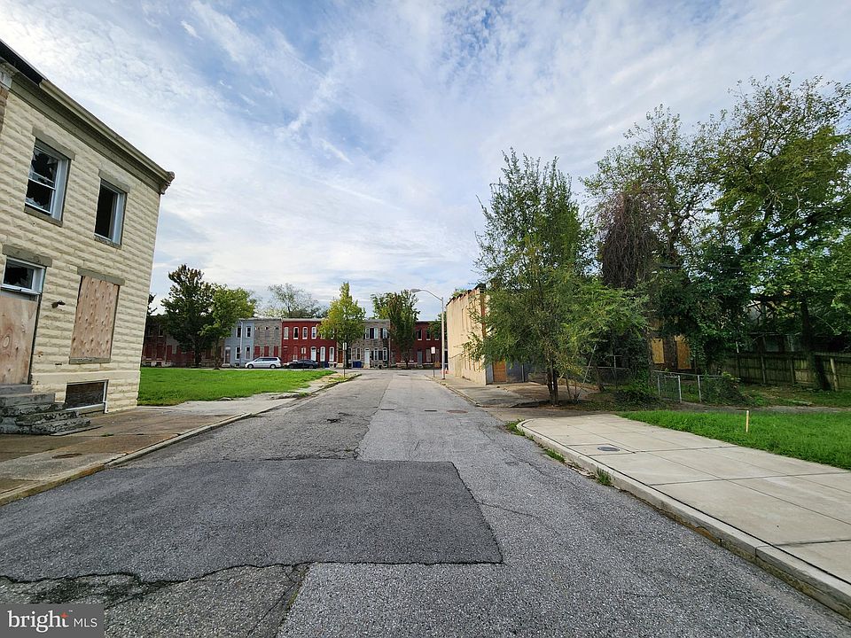 2nd image of 807 N Brice St