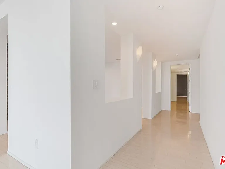870 Haverford Ave #101 — Photo 21