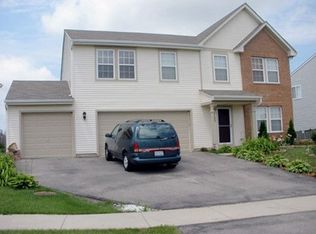 722 Glen Cove Ln, Hampshire, IL 60140