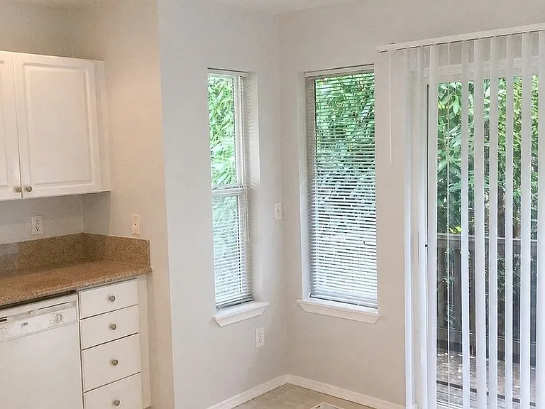5009 Freeport Ln #A — Photo 12
