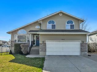 462 S Pitford Dr, Centerville, UT 84014