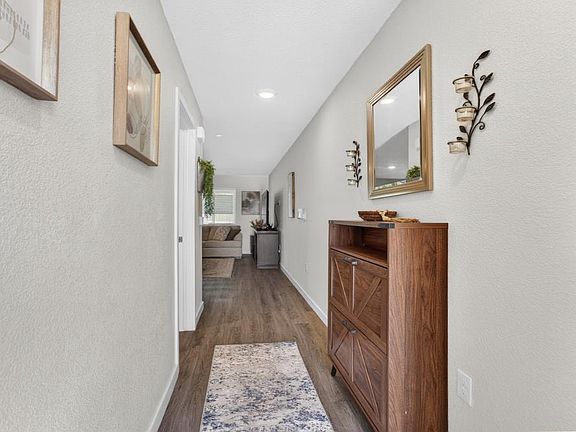 4th image of 2193 Shady Tree Cir