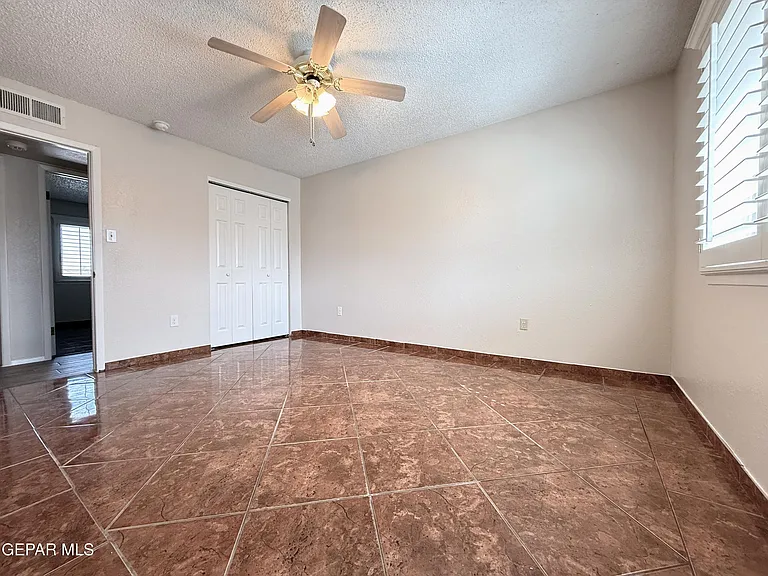 9321 Sorbonne Dr — Photo 28