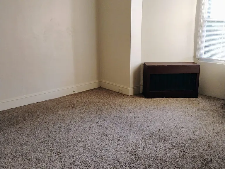 5202 Webster St #2 — Photo 12