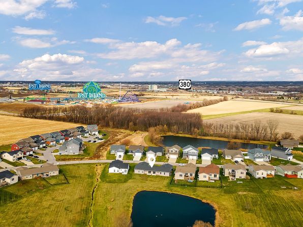 Summerland Twinhomes | Waterloo | Near Lost Island Waterpark, 105-187 Harvey Dr, Waterloo, IA 50701