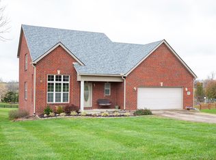 377 Kings Trace Dr, Berea, KY 40403