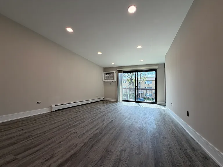 5525 N Chester Ave #42 — Photo 9
