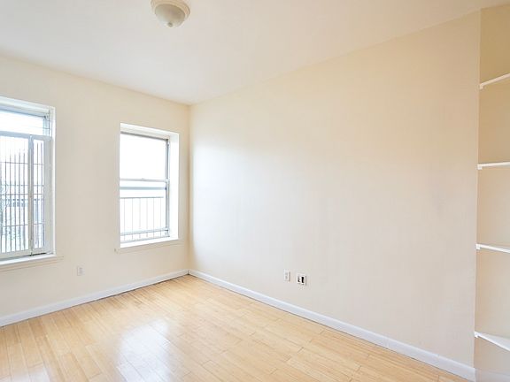 5th image of 2228 Amsterdam Ave #6DD