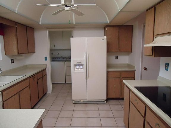 3rd image of 10733 W Cinnebar Ave