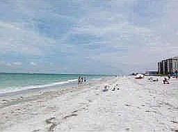 walking distance to INDIAN ROCKS BEACH!