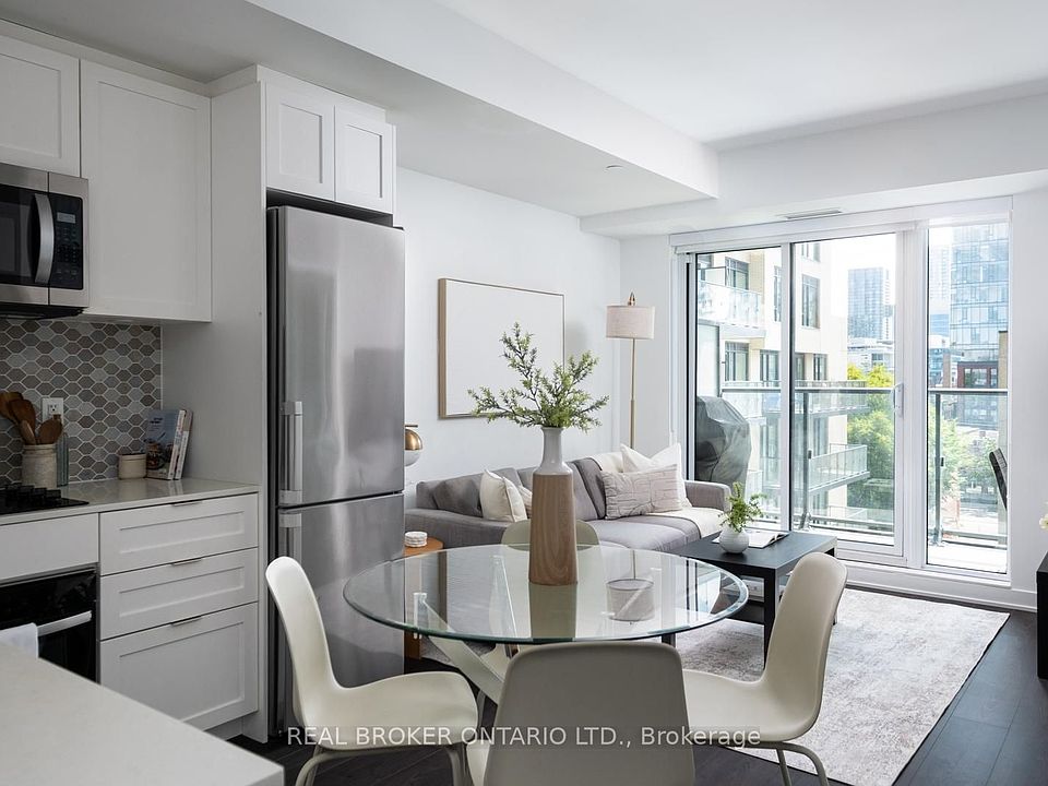 1st image of 543 Richmond St W #528