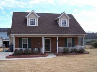 370 Hickory Dr, Social Circle, GA 30025