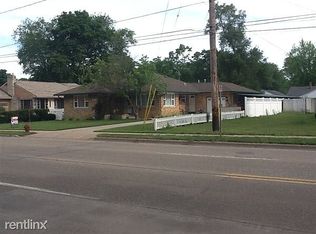 1010 E Apple Ave, Muskegon, MI 49442