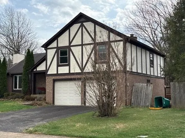 7920 Barbour Manor Dr, Louisville, KY 40241