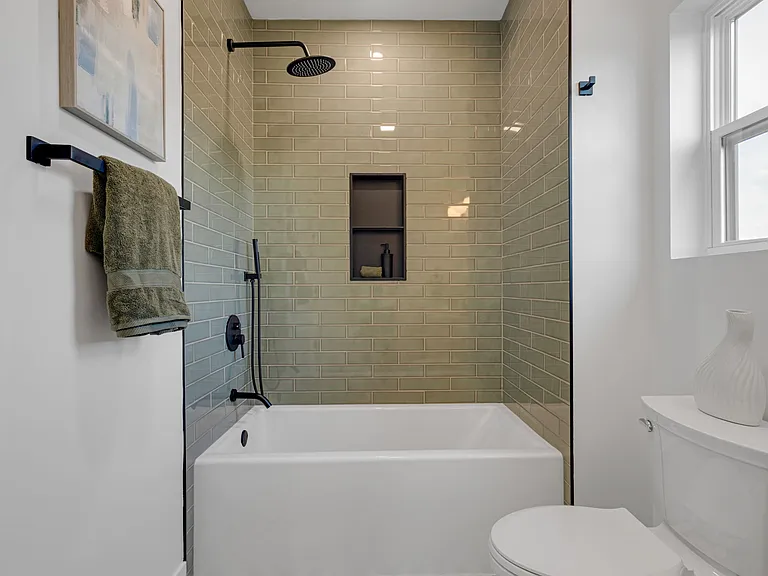 1025 Churchman Ave — Photo 43