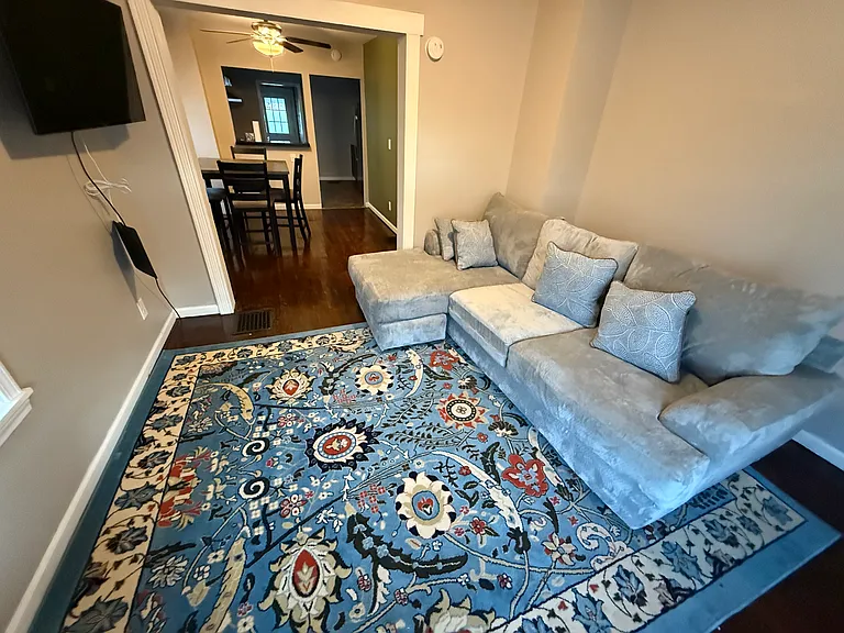 217 Floral Ave — Photo 2
