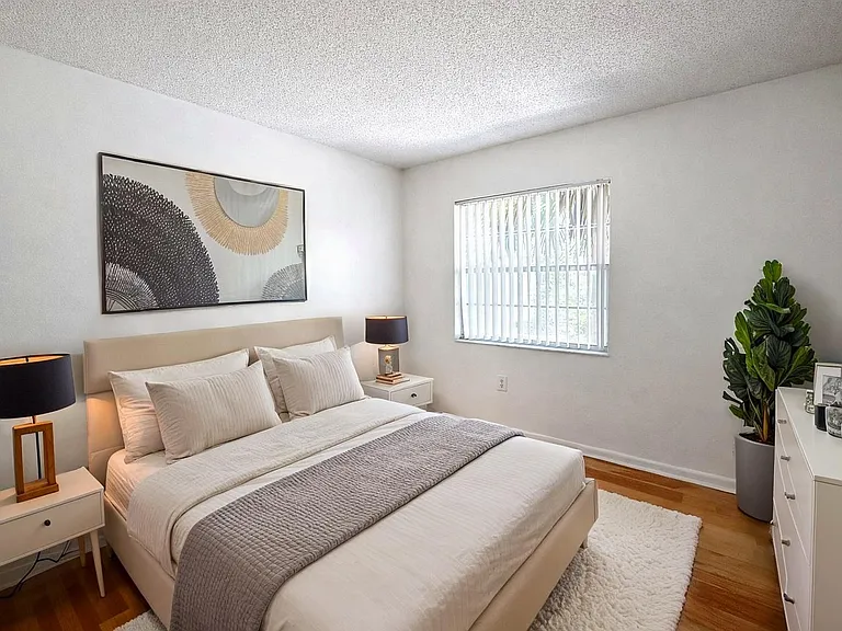 2505 N Alafaya Trl #8 — Photo 8