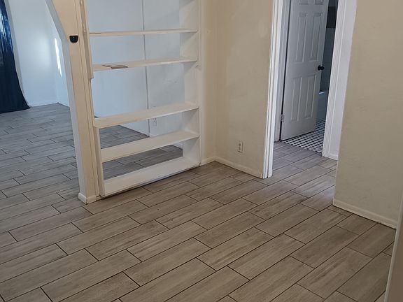 4th image of 1518 E Diamond St #1