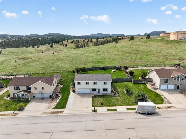3409 Roughlock Ln, Spearfish, SD 57783