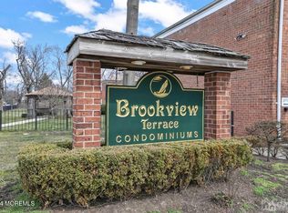 289 Main St APT 8E, Spotswood, NJ 08884