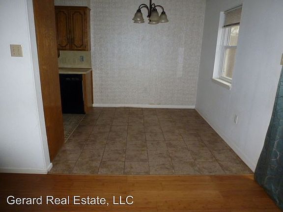 4th image of 8 Verbena St