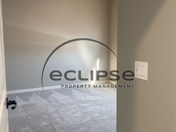 3rd image of 511 Crestone Ave #511