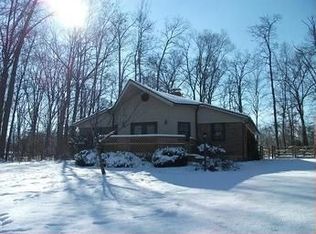212 Schlitz Dr, Fayetteville, OH 45118