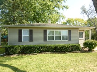 1516 Clayton Marsh Dr, Lake In The Hills, IL 60156