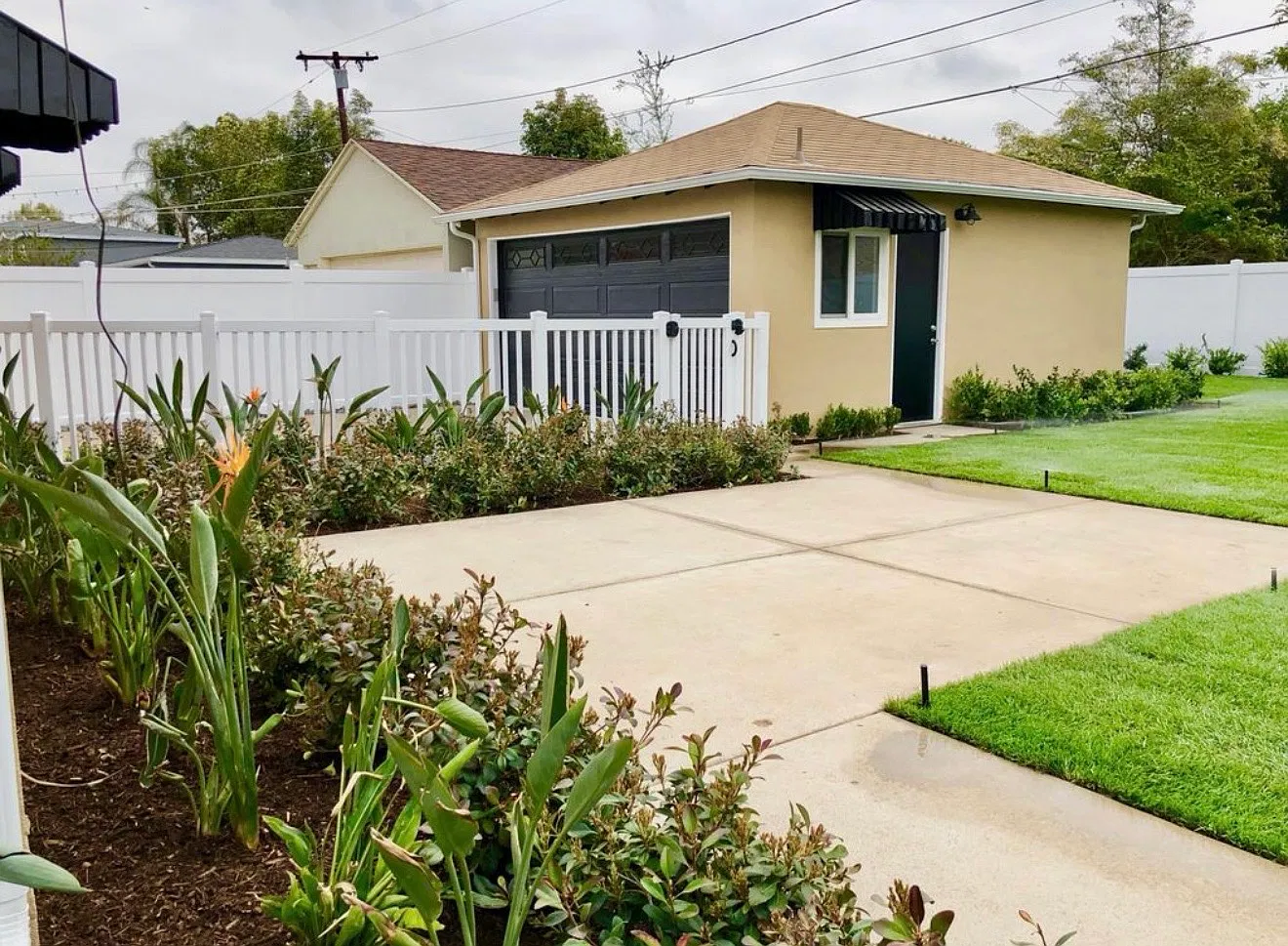 2 bed, 878 sqft, $3,195 — Photo 4